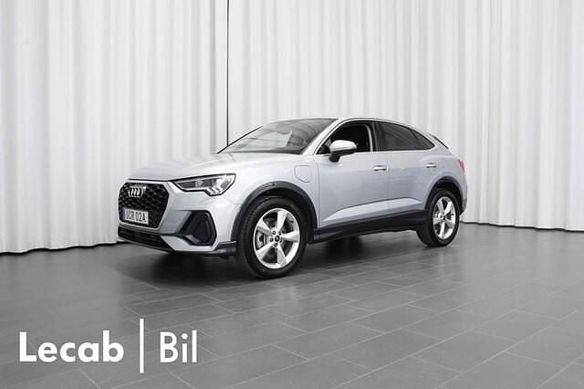 Florettsilver metallic Begagnad 2023 Audi Q3 Sportback Proline SUV | 469 500 kr (Superpris) - Bild 1/4