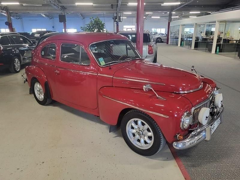 Begagnad Volvo PV544 90 HK (66 kW) 1961 Röd Halvkombi
