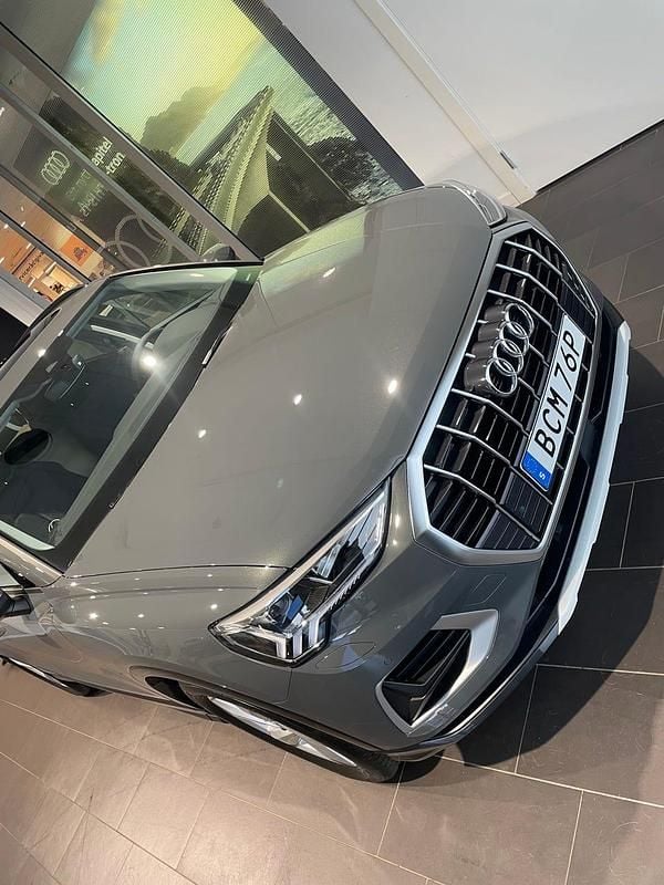 Begagnad 2024 Audi Q3 SUV | 420 000 kr (Dyr) - Bild 1/1