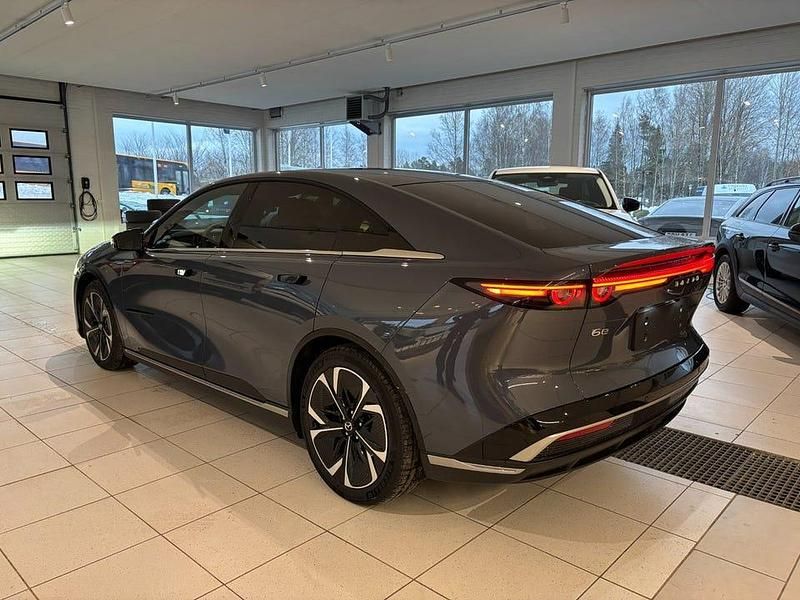 Ny Mazda 6e Takumi-Line 189 kW (258 HK) 2025 Polymetal grey Halvkombi