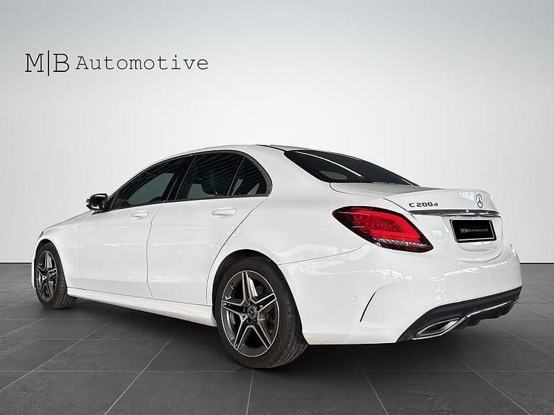 Begagnad Mercedes C200 AMG line 150 HK (110 kW) 2018 Vit Sedan