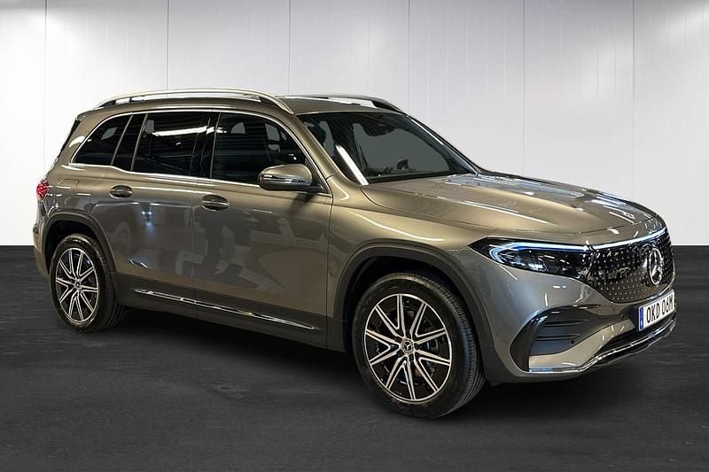Begagnad Mercedes EQB250+ 2026 Grå SUV