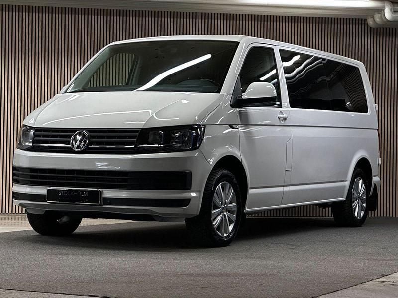 Begagnad 2016 VW Caravelle Minibuss | 239 000 kr (Marknadspris) - Bild 1/4