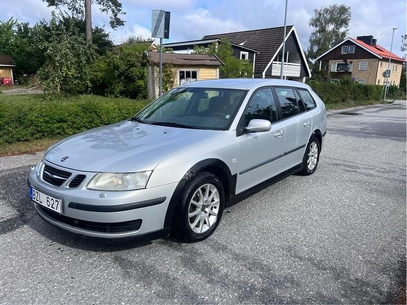 Grå Begagnad 2006 Saab 9-3 Linear Kombi | 8 500 kr (Superpris) - Bild 1/4