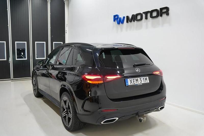 Begagnad Mercedes GLC300 AMG 313 HK (230 kW) 2023 Svart