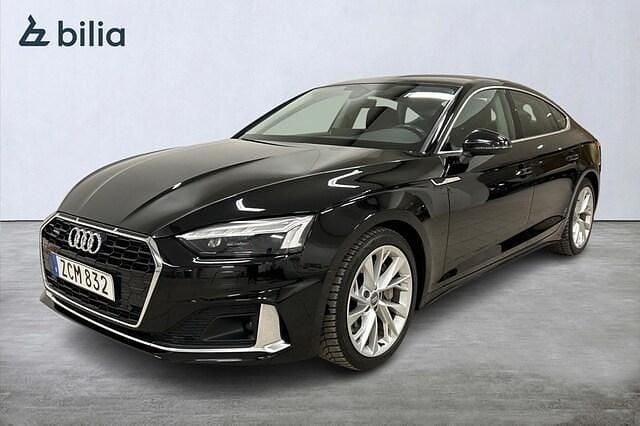 Svart Begagnad 2020 Audi A5 Sportback Proline Halvkombi | 319 000 kr (Marknadspris) - Bild 1/4