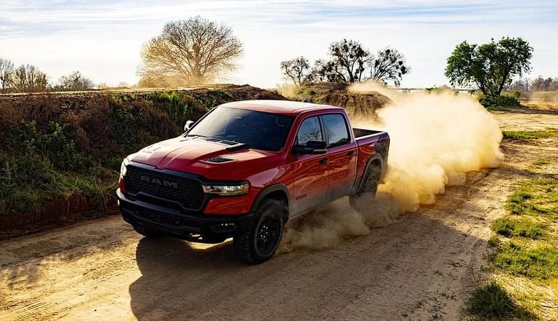 Begagnad 2024 RAM 1500 Pickup | 838 900 kr - Bild 1/4