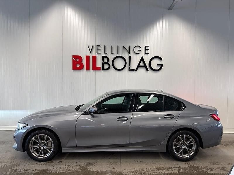 Begagnad BMW 330 286 HK (210 kW) 2022 Grå Sedan