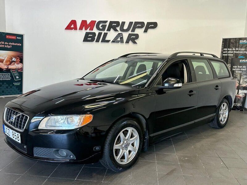 Svart Begagnad 2008 Volvo V70 Momentum Kombi | 49 900 kr (Marknadspris) - Bild 1/4