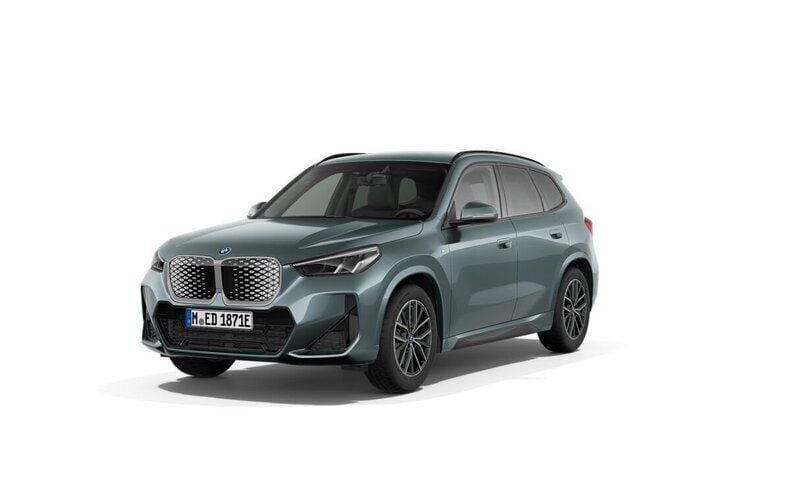 Grön Ny 2025 BMW iX1 M Sport SUV | 559 100 kr (Marknadspris) - Bild 1/4