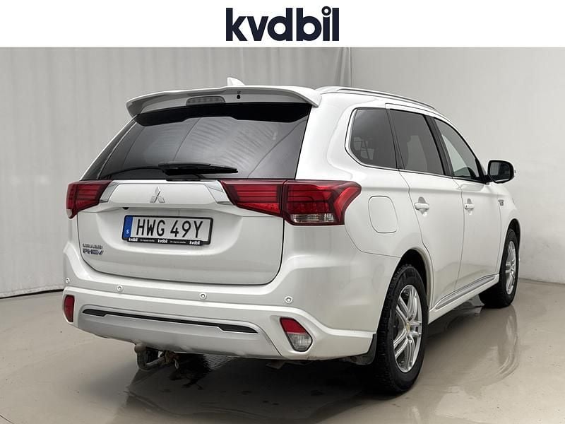 Begagnad Mitsubishi Outlander P-HEV 2020 Vit