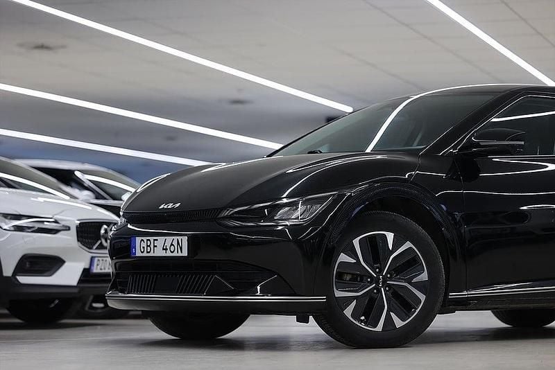 Begagnad Kia EV6 Base 239 kW (325 HK) 2022 Svart SUV