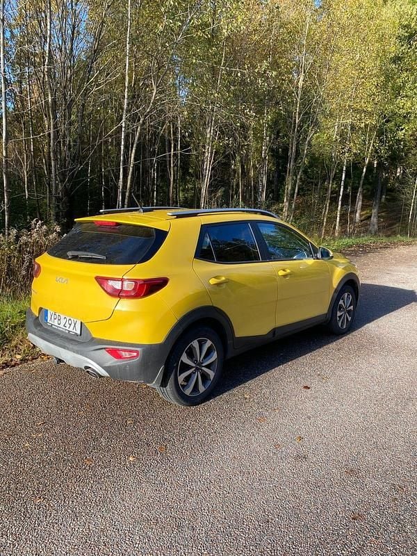 Begagnad Kia Stonic 120 HK (88 kW) 2022 SUV