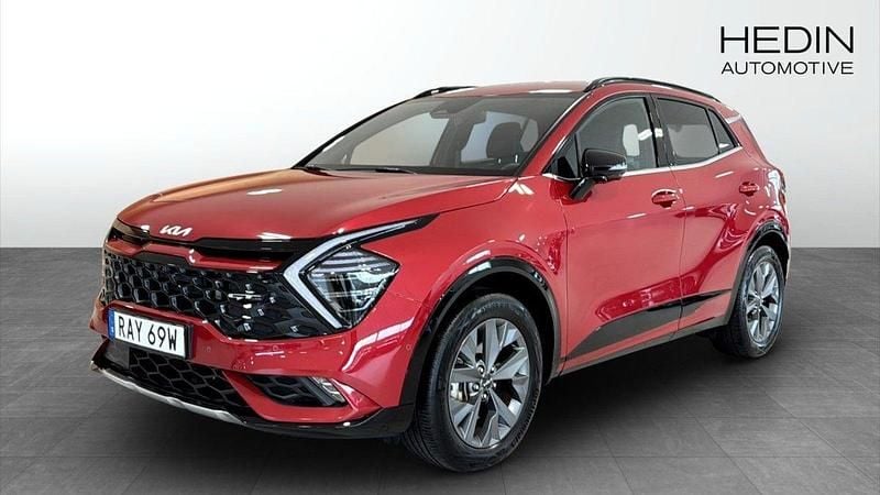 Röd (red) Begagnad 2022 Kia Sportage GT-Line SUV | 379 900 kr (Marknadspris) - Bild 1/4