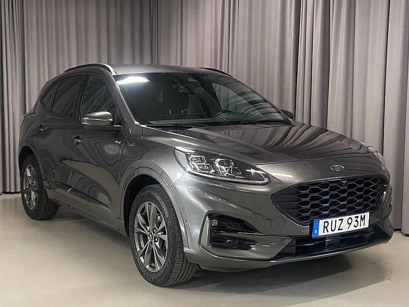 Grå Begagnad 2022 Ford Kuga ST-Line SUV | 269 900 kr (Marknadspris) - Bild 1/4