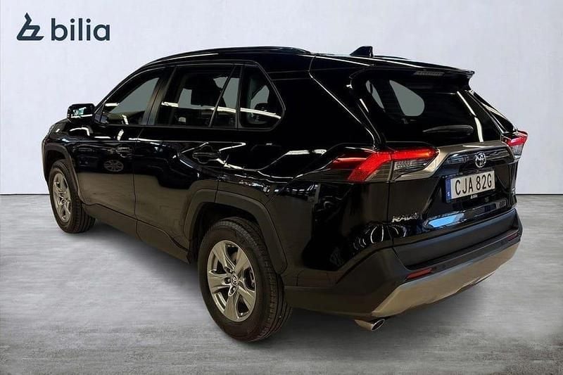 Begagnad Toyota RAV4 Hybrid Active 224 HK (164 kW) 2024 Svart SUV