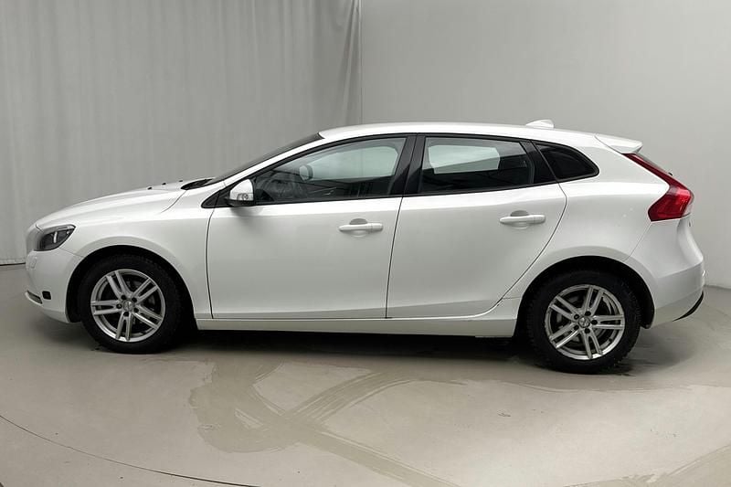 Begagnad Volvo V40 120 HK (88 kW) 2017 Vit