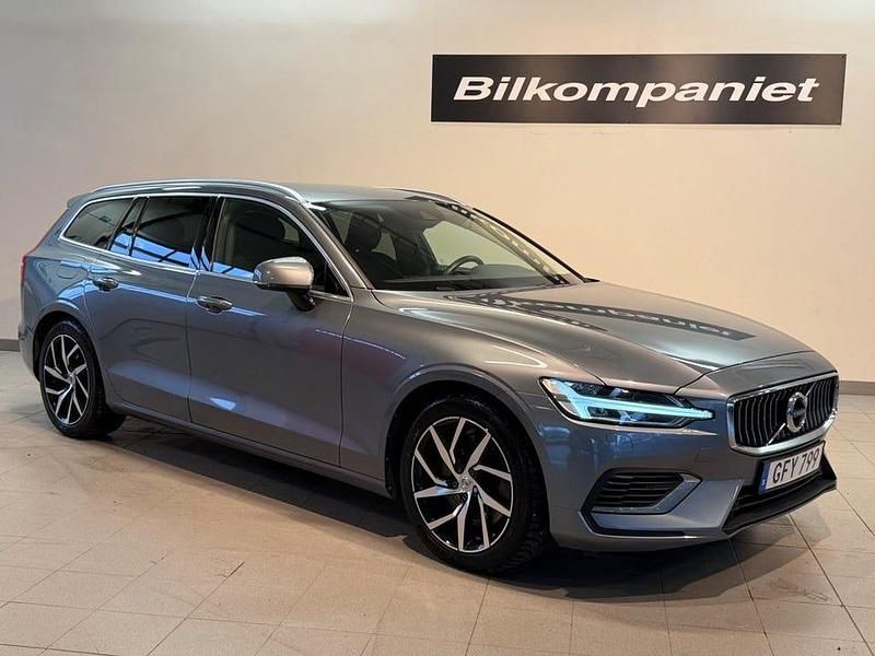 Grå Begagnad 2021 Volvo V60 Inscription Kombi | 298 000 kr - Bild 1/4