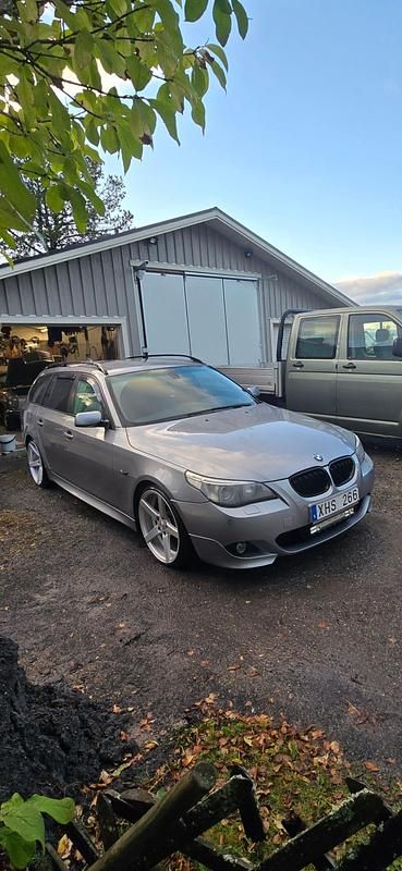 Begagnad 2006 BMW 523 M Sport Kombi | 34 000 kr (Bra pris) - Bild 1/4
