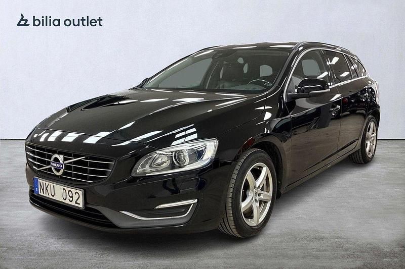 Svart Begagnad 2014 Volvo V60 Momentum Kombi | 109 000 kr (Marknadspris) - Bild 1/4