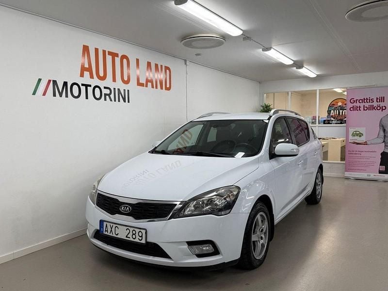 Flerfärgad Begagnad 2011 Kia Ceed Sportswagon Kombi | 39 900 kr (Marknadspris) - Bild 1/4