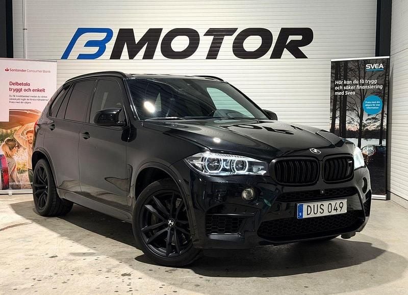 Svart Begagnad 2015 BMW X5 M SUV | 429 900 kr - Bild 1/4