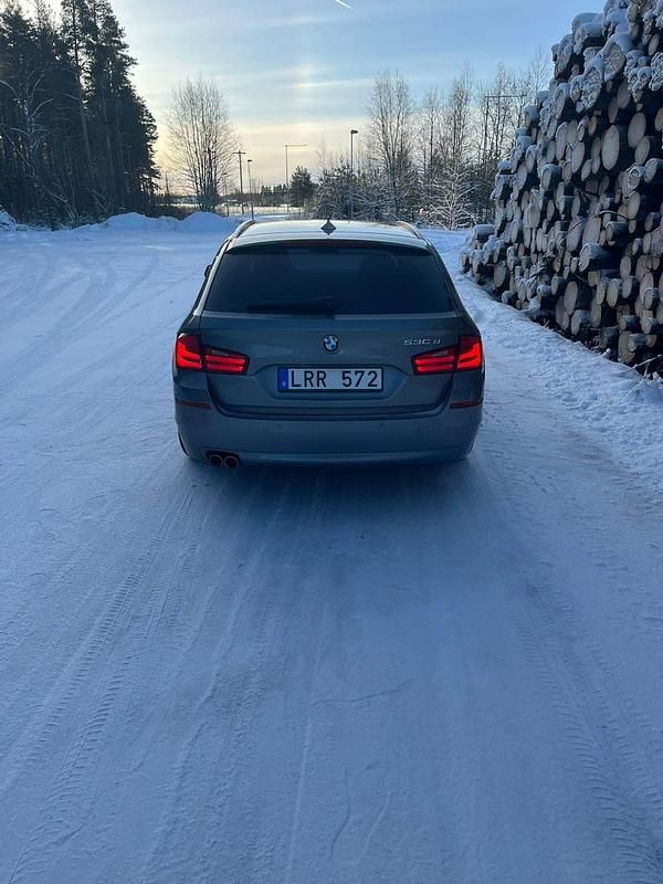 Begagnad BMW 530 258 HK (189 kW) 2011 Kombi