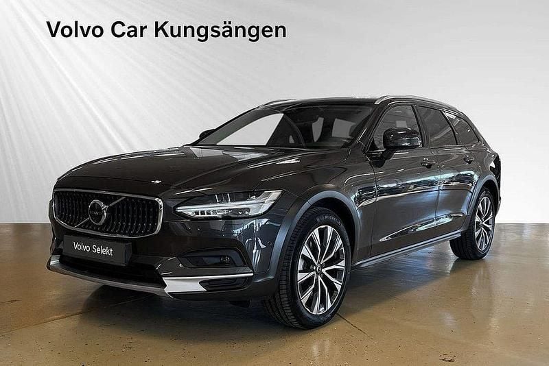 Grå Begagnad 2024 Volvo V90 CC Ultimate Kombi | 559 900 kr (Lite dyr) - Bild 1/3