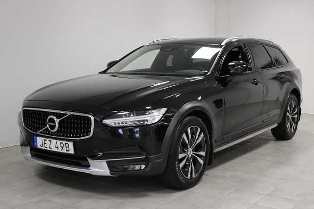 Svart Begagnad 2020 Volvo V90 CC SE Kombi | 264 000 kr (Lite dyr) - Bild 1/4