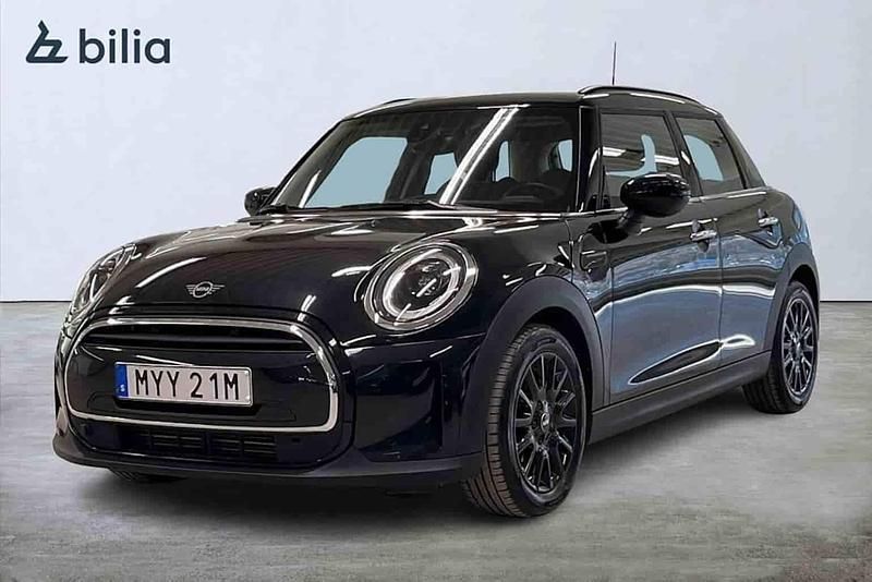 Begagnad Mini Cooper 2023 Svart Halvkombi
