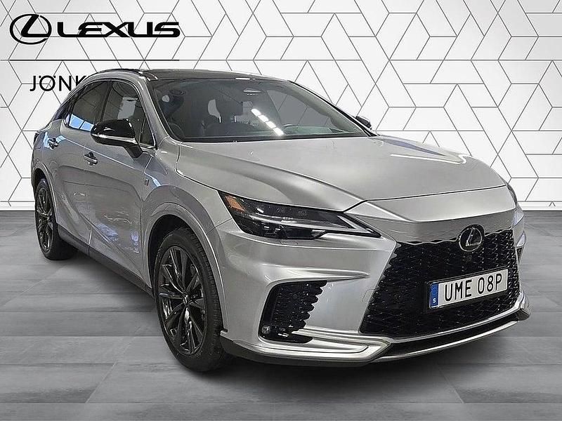 Begagnad Lexus RX450h+ Sport Design Packet 185 HK (136 kW) 2024 Silver SUV