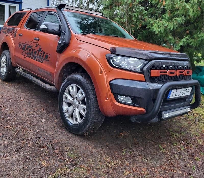 Orange Begagnad 2015 Ford Ranger Pickup | 289 000 kr - Bild 1/4