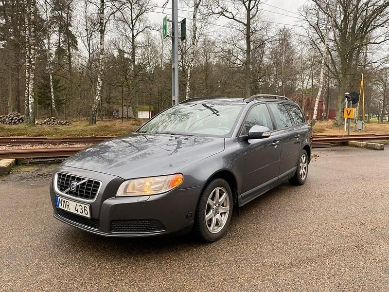 Begagnad Volvo V70 145 HK (106 kW) 2008 Kombi