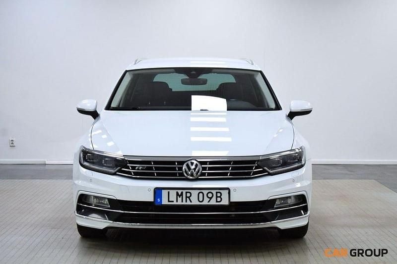 Vit Begagnad 2019 VW Passat GT Kombi | 229 900 kr (Lite dyr) - Bild 1/4