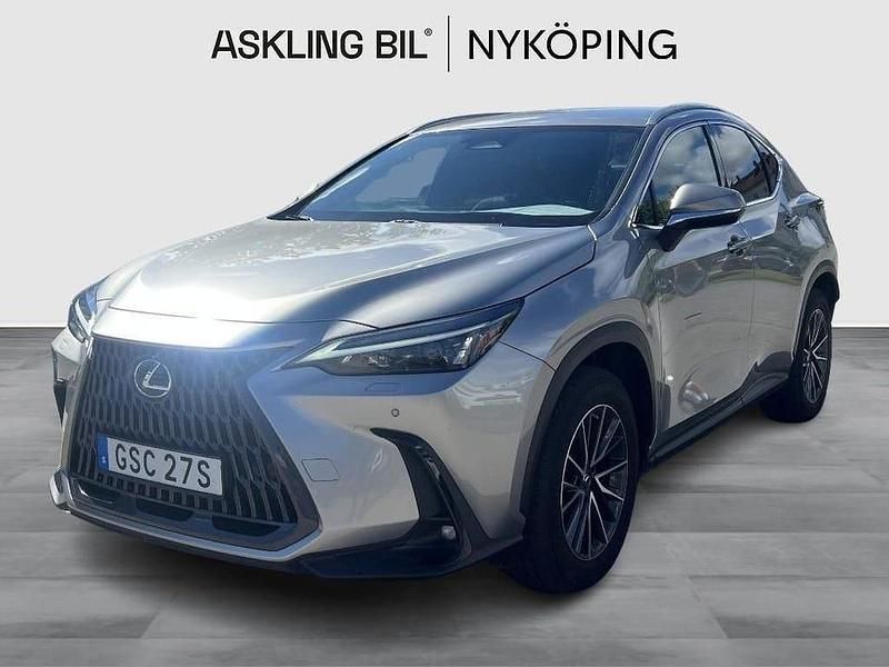 Begagnad Lexus NX450h+ Business Edition 309 HK (227 kW) 2022 Ljusgrå SUV