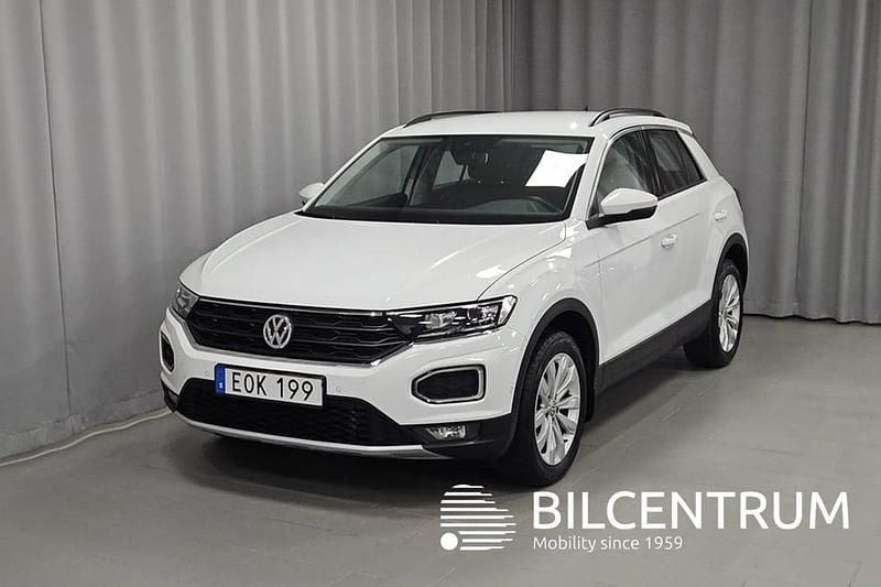 Vit Begagnad 2018 VW T-Roc SUV | 209 900 kr (Bra pris) - Bild 1/4