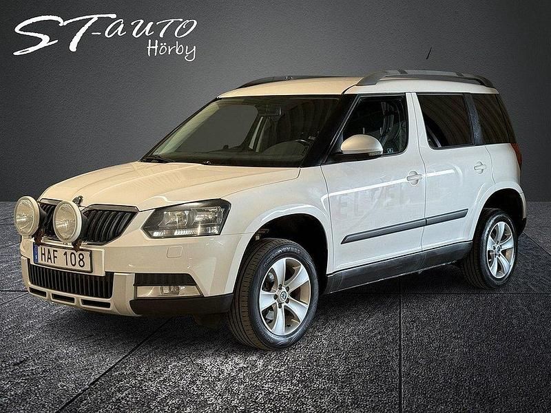 Vit Begagnad 2016 Skoda Yeti Outdoor SUV | 69 900 kr (Lite dyr) - Bild 1/4