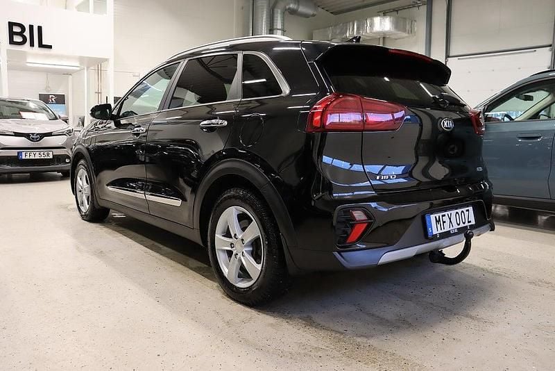Begagnad Kia Niro Advance 105 HK (77 kW) 2021 Svart SUV