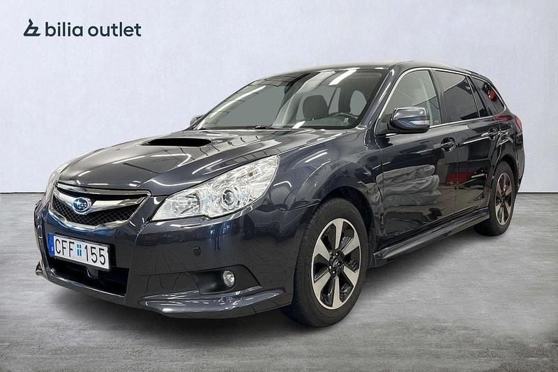 Mörkgrå Begagnad 2010 Subaru Legacy Sedan | 49 000 kr - Bild 1/3