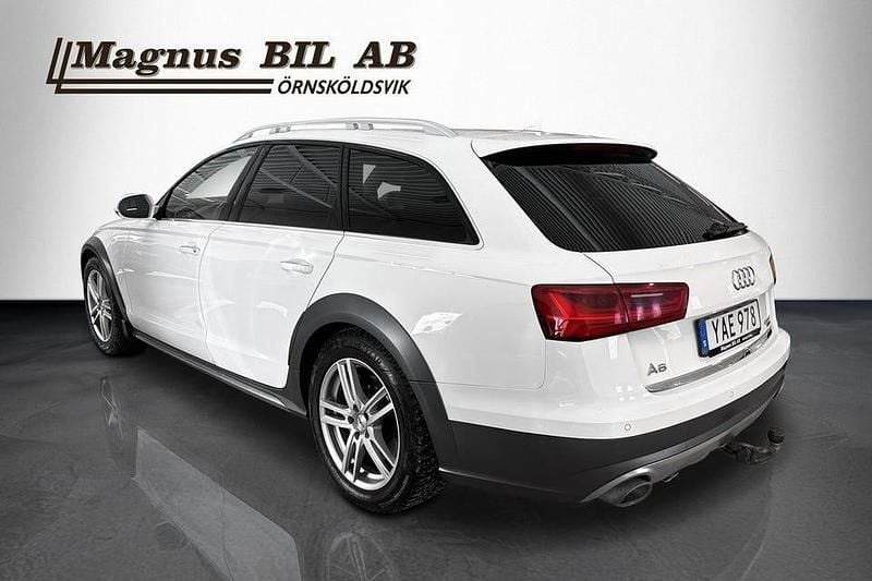 Begagnad Audi A6 Allroad Sport 218 HK (160 kW) 2015 Vit Kombi