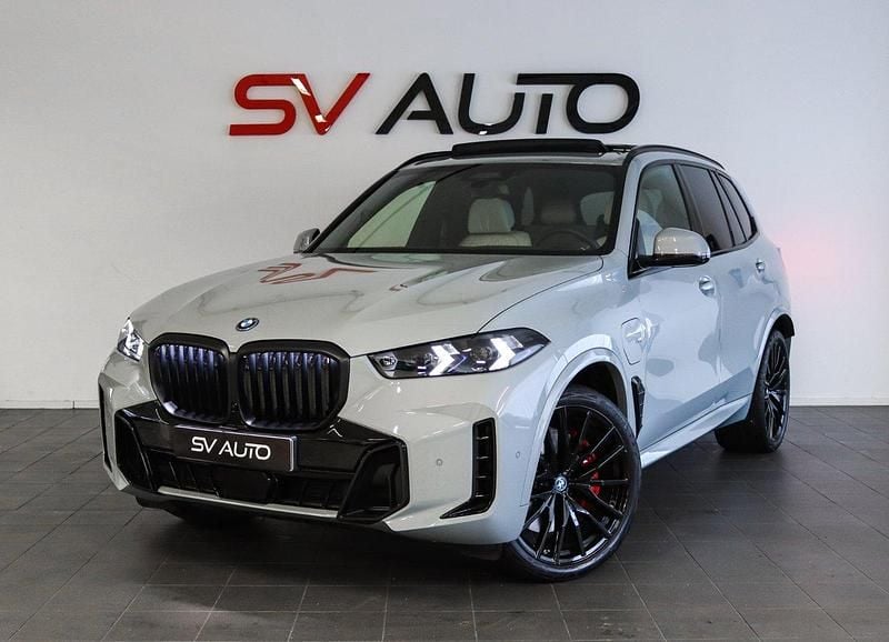 Begagnad 2025 BMW X5 M Sport SUV | 1 269 900 kr (Marknadspris) - Bild 1/4