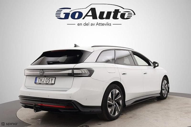 Begagnad VW ID.7 Pro 210 kW (286 HK) 2024 Vit Kombi