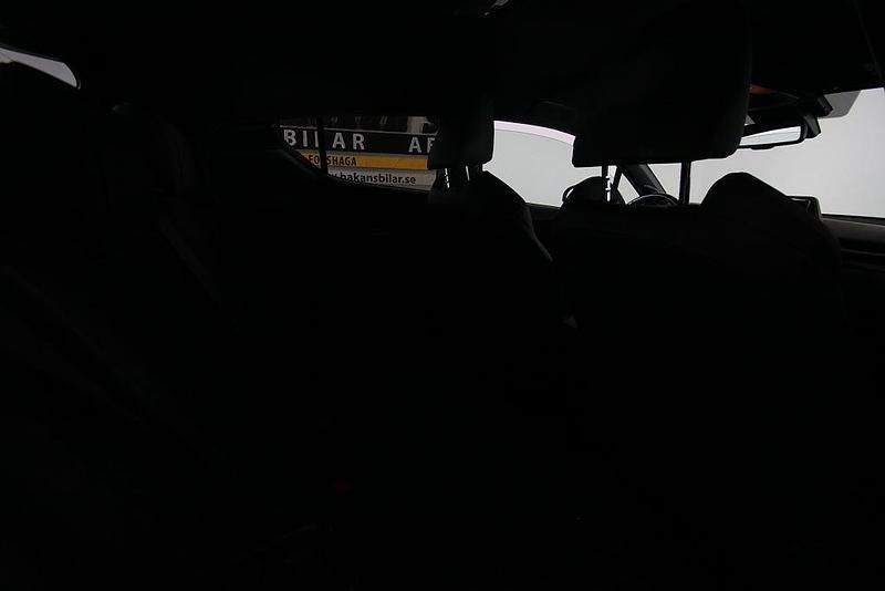 Begagnad Toyota C-HR Executive 122 HK (89 kW) 2018 Mörkgrå SUV