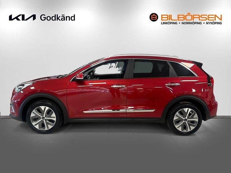 Begagnad Kia e-Niro Advance 150 kW (204 HK) 2021 Röd (/cr5/ runway red m) SUV