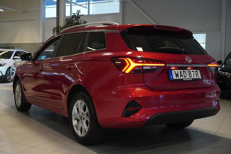 Begagnad MG MG5 EV Long Range 114 kW (156 HK) 2022 Röd Kombi