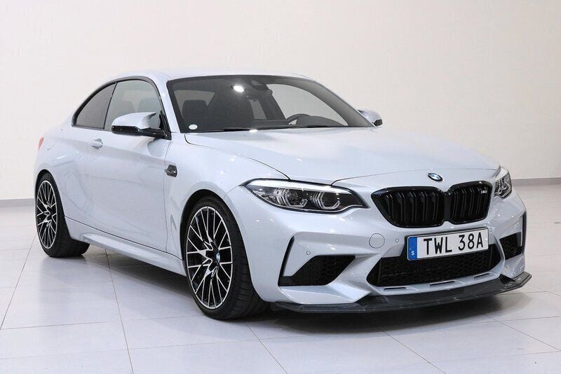 Silver Begagnad 2019 BMW M2 Competition Edition Sportkupé | 679 900 kr (Lite dyr) - Bild 1/4