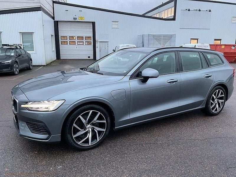 Begagnad Volvo V60 340 HK (250 kW) 2020 Grå Kombi