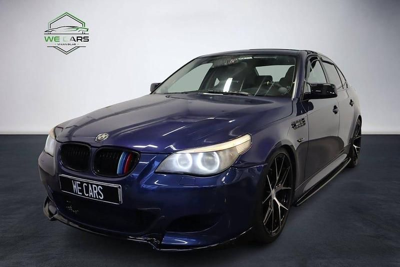 Begagnad BMW 545 400 HK (294 kW) 2005 Blå Sedan