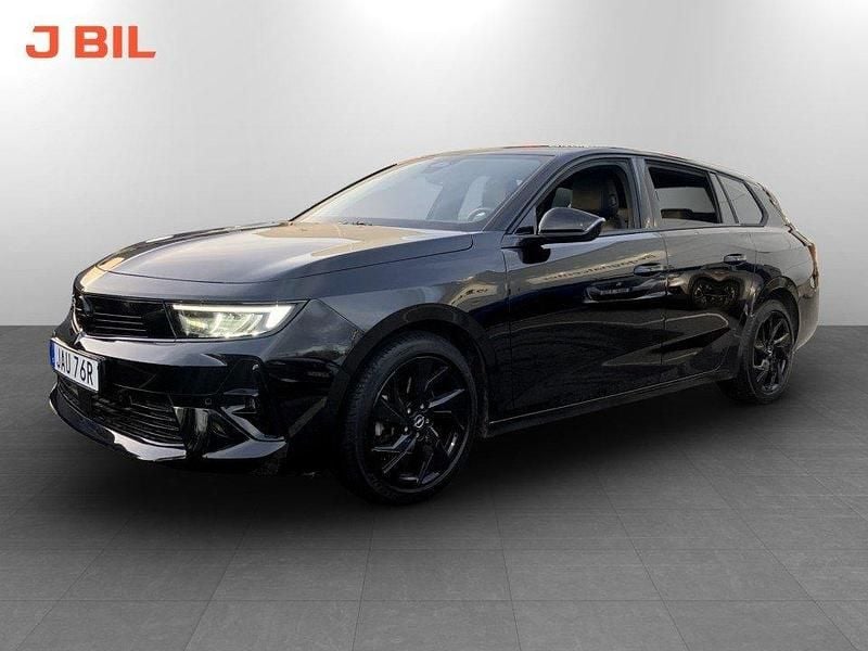 Svart Begagnad 2024 Opel Astra Kombi | 239 900 kr (Bra pris) - Bild 1/4