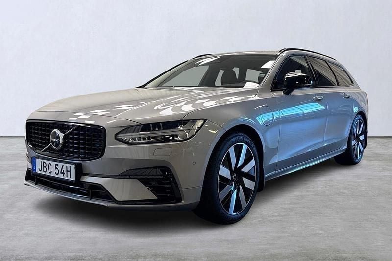 Silver Begagnad 2025 Volvo V90 Plus Kombi | 499 900 kr (Marknadspris) - Bild 1/1